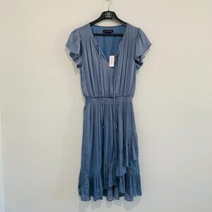 Banana Republic Blue Flowy Midi Dress Size 4